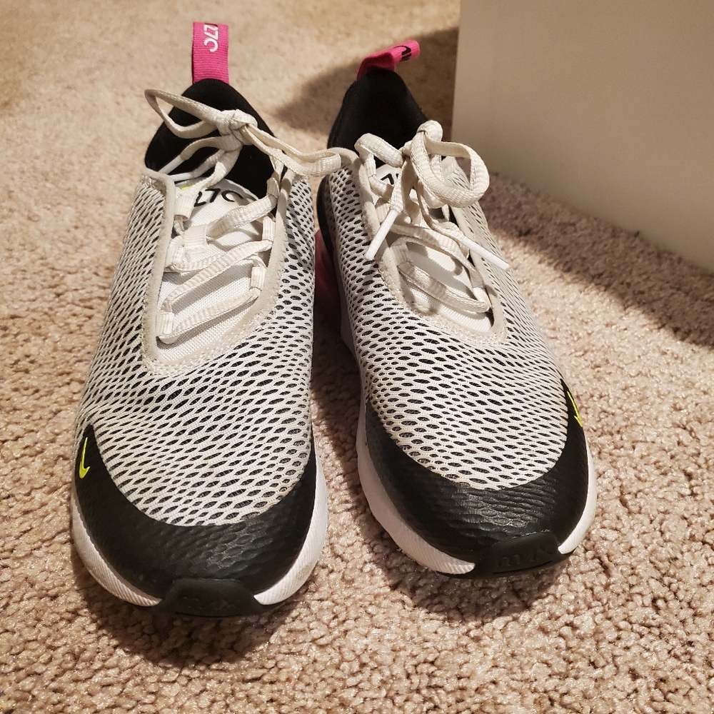 Kids sneakers